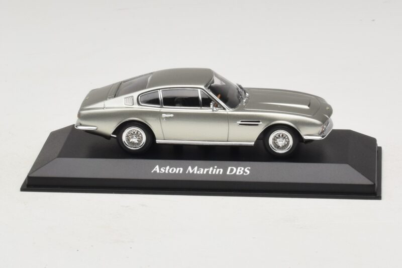 Aston Martin DBS Srebrny Maxichamps 1:43 Aston Martin DBS Srebrny Maxichamps 1:43 940137600 Metal