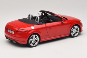 Audi TT 8J Roadster Tango Red Minichamps 1:18 5011400525 Metal — zdjęcie 3 z 8