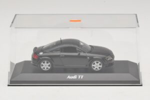 Audi TT 8N Czarny Maxichamps 1:43 940017221 Metal — zdjęcie 4 z 5