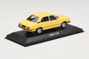 BMW 520 E12 Żółty Maxichamps 1:43 940023001 Metal — zdjęcie 2 z 5