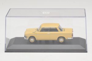 BMW 700 Coupe Żółty Zastępcze Pudełko Minichamps 1:43 80420153662-R1 Metal — zdjęcie 4 z 5