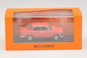 BMW 700 LS Czerwony Maxichamps 1:43 940023701 Metal — zdjęcie 5 z 5