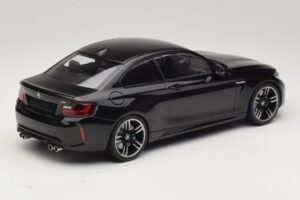 BMW M2 F87 Czarny Metalik Minichamps 1:18 155026100 Metal — zdjęcie 2 z 6