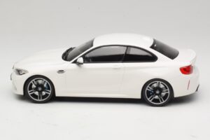 BMW M2 F87 Biały Minichamps 1:18 155026104 Metal — zdjęcie 3 z 6