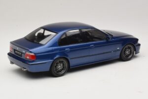BMW M5 E39 Niebieski Metalik KK-Scale 1:18 KKDC181621 Metal — zdjęcie 2 z 6