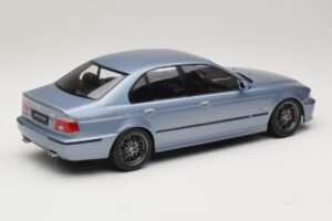 BMW M5 E39 Silverstone Blue Metallic KK-Scale 1:18 KKDC181622 Metal — zdjęcie 2 z 6