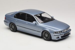 BMW M5 E39 Silverstone Blue Metallic KK-Scale 1:18 KKDC181622 Metal — zdjęcie 4 z 6