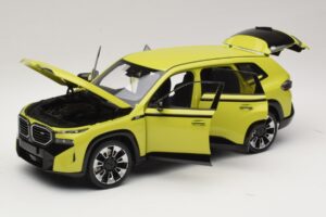 BMW XM G09 Żółty Minichamps 1:18 110023302 Metal — zdjęcie 2 z 8