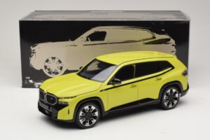 BMW XM G09 Żółty Minichamps 1:18 110023302 Metal — zdjęcie 8 z 8