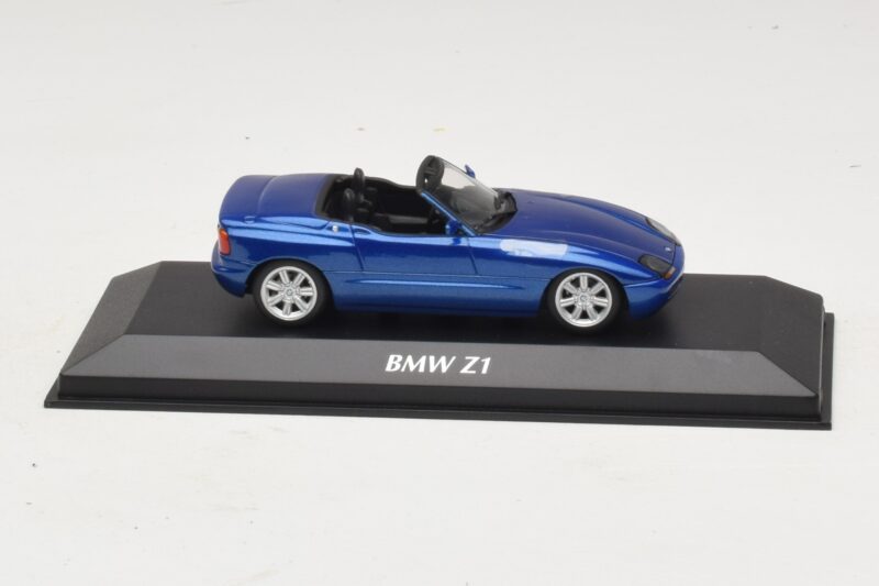 BMW Z1 E30 Niebieski Metalik Maxichamps 1:43 940020101 Metal