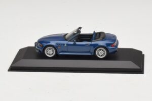 BMW Z3 E36/7 1.8 M Package Niebieski Zastępcze Pudełko Minichamps 1:43 80429411714-R1 Metal