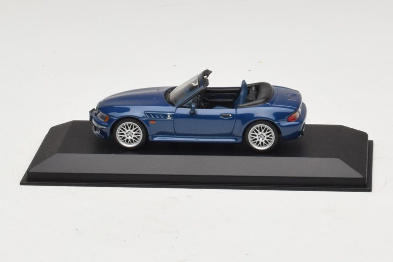 BMW Z3 E36/7 1.8 M Package Niebieski Zastępcze Pudełko Minichamps 1:43 80429411714-R1 Metal