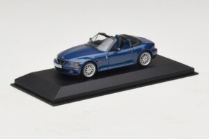 BMW Z3 E36/7 1.8 M Package Niebieski Zastępcze Pudełko Minichamps 1:43 80429411714-R1 Metal — zdjęcie 2 z 5