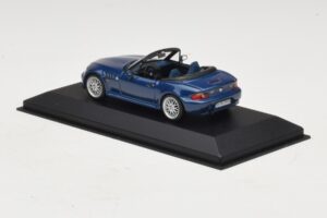BMW Z3 E36/7 1.8 M Package Niebieski Zastępcze Pudełko Minichamps 1:43 80429411714-R1 Metal — zdjęcie 3 z 5