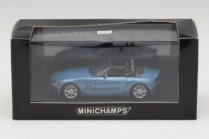 BMW Z4 E85 Jasnoniebieski Metalik Zastępcze Pudełko Minichamps 1:43 80420144054-R1 Metal — zdjęcie 5 z 5