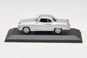 Borgward Isabella Coupe Srebrny Minichamps 1:43 400096031 Metal