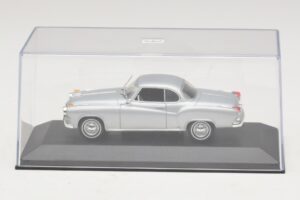 Borgward Isabella Coupe Srebrny Minichamps 1:43 400096031 Metal — zdjęcie 4 z 5