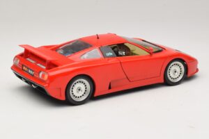 Bugatti EB110 Czerwony Bburago 1:18 3055-P1 Metal — zdjęcie 3 z 8