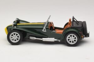 Caterham Super Seven Zielony Anson 1:18 30317-W1 Metal — zdjęcie 3 z 6