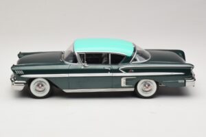 Chevrolet Bel Air Impala Coupe Ciemnozielony Metalik & Zielony KK-Scale 1:18 KKDC181594 Metal — zdjęcie 3 z 6