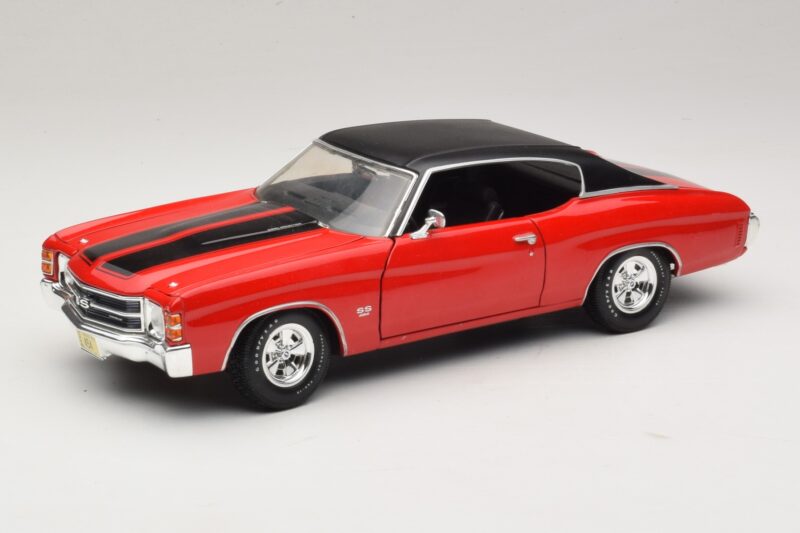 Chevrolet Chevelle SS454 Czerwony Maisto 1:18 31890-P1 Metal
