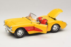 Chevrolet Corvette C1 Kabriolet Żółty Czerwony Bburago 1:18 3034-M2 Metal — zdjęcie 2 z 8