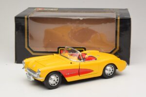 Chevrolet Corvette C1 Kabriolet Żółty Czerwony Bburago 1:18 3034-M2 Metal — zdjęcie 8 z 8