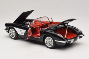 Chevrolet Corvette C1 Tuxedo Black AUTOart 1:18 71142 Metal — zdjęcie 5 z 8