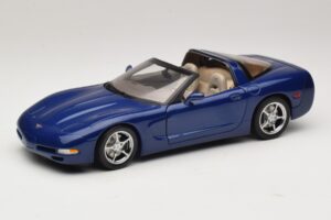 Chevrolet Corvette C5 Commemorative Edition Niebieski AUTOart 1:18 71157 Metal — zdjęcie 3 z 9