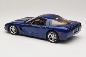 Chevrolet Corvette C5 Commemorative Edition Niebieski AUTOart 1:18 71157 Metal — zdjęcie 8 z 9