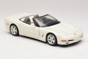 Chevrolet Corvette C5 Kabriolet Biały Bburago 1:18 3076-P1 Metal — zdjęcie 6 z 8