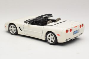 Chevrolet Corvette C5 Kabriolet Biały Bburago 1:18 3076-P1 Metal — zdjęcie 7 z 8
