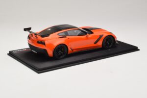 Chevrolet Corvette C7 ZR-1 High Voltage Tint TopSpeed 1:18 TS0147 Żywica — zdjęcie 2 z 6