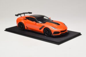 Chevrolet Corvette C7 ZR-1 High Voltage Tint TopSpeed 1:18 TS0147 Żywica — zdjęcie 4 z 6
