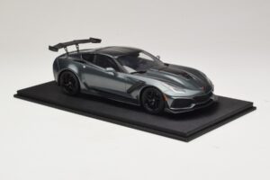 Chevrolet Corvette C7 ZR-1 Shadow Grey Metallic TopSpeed 1:18 TS0148 Żywica — zdjęcie 4 z 6