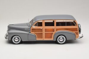 Chevrolet Fleetmaster Woody Szary Maisto 1:18 31854 Metal — zdjęcie 4 z 8