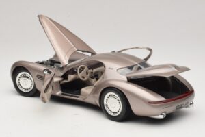 Chrysler Atlantic Beżowy Guiloy 1:18 68570 Metal — zdjęcie 5 z 8