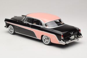 DeSoto Fireflite Sedan Czarny & Różowy KK-Scale 1:18 KKDC181542 Metal — zdjęcie 5 z 6