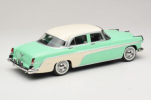 DeSoto Fireflite Sedan Jasnozielony & Kremowy KK-Scale 1:18 KKDC181543 Metal — zdjęcie 2 z 6