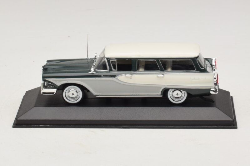Edsel Bermuda Kombi Ciemnozielony Biały Minichamps 1:43 400082013 Metal