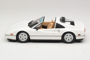 Ferrari 328 GTS US Version Biały KK-Scale 1:18 KKDC181703 Metal — zdjęcie 4 z 7