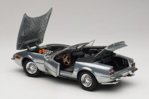 Ferrari 365 GTS Chrome Silver Hot Wheels 1:18 25738 Metal — zdjęcie 5 z 8