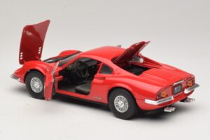 Ferrari Dino 246 Czerwony Majorette 1:18 5271 Metal — zdjęcie 5 z 8