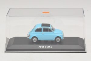 Fiat 500 L Niebieski Maxichamps 1:43 940121601 Metal — zdjęcie 4 z 5