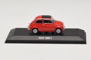 Fiat 500 L Czerwony Maxichamps 1:43 Fiat 500 L Czerwony Maxichamps 1:43 940121600 Metal