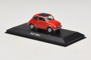 Fiat 500 L Czerwony Maxichamps 1:43 940121600 Metal — zdjęcie 3 z 5