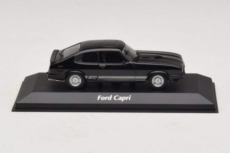 Ford Capri III Czarny Maxichamps 1:43 940082220 Metal