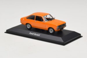 Ford Escort Mk2 Pomarańczowy Maxichamps 1:43 940084101 Metal — zdjęcie 3 z 5
