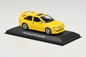 Ford Escort RS Cosworth Żółty Maxichamps 1:43 940082101 Metal — zdjęcie 3 z 5
