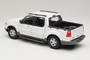 Ford Explorer Sport Trac Biały Maisto 1:18 36891 Metal — zdjęcie 7 z 8